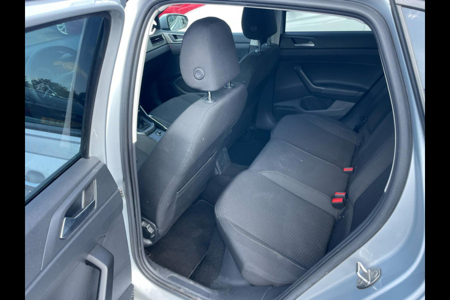 Volkswagen Polo 1.0 TSI Comfortline / CarPlay