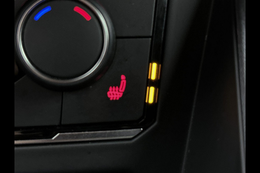 Volkswagen Polo 2.0 TSI GTI( Goed OnderH, Navi, Beats Audio, StoelV, App-Connect, Cruise Con, Etc)