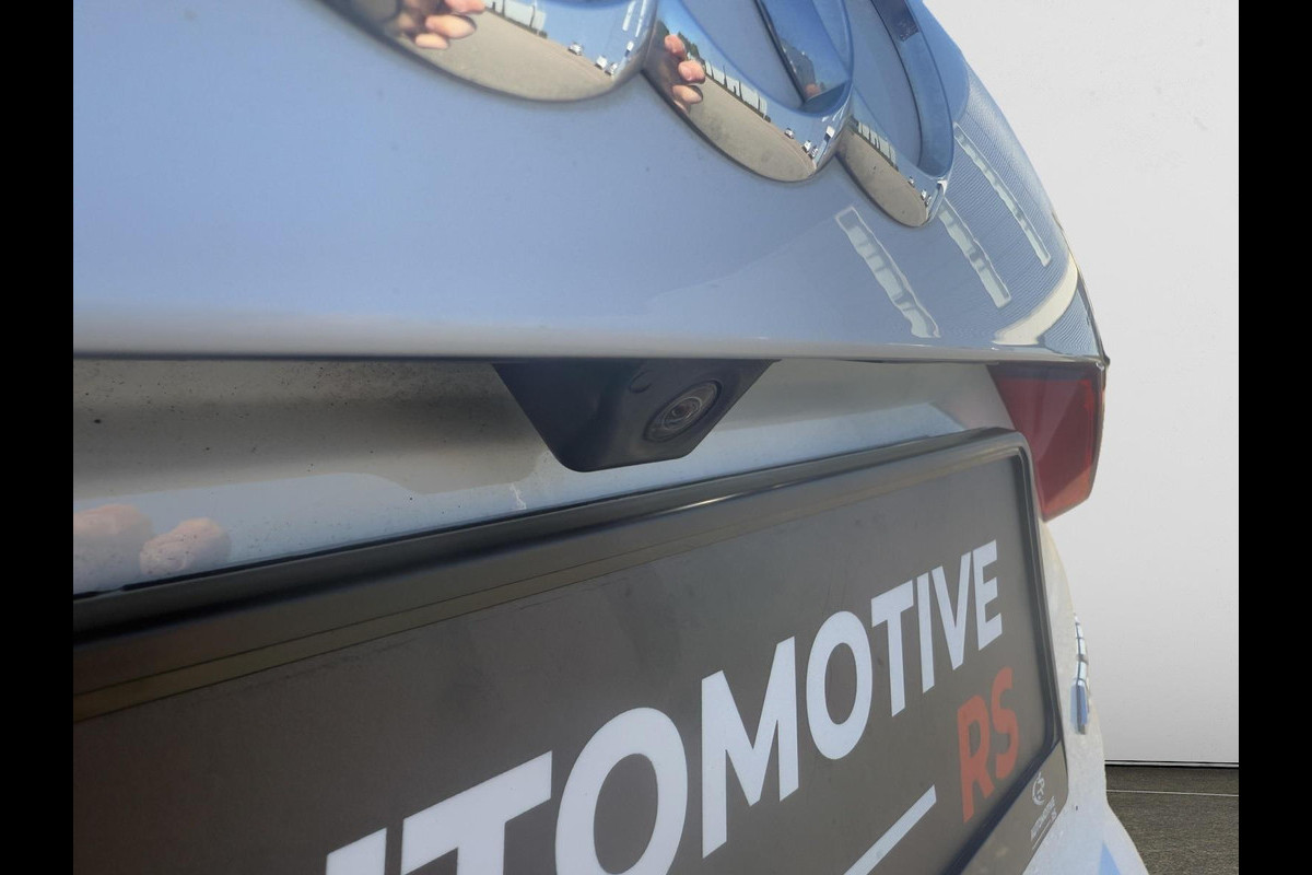 Audi Q3 3x S Line 245PK | Eerste Eigenaar | Dealer onderhouden | BTW Auto | Vol Opties | Pano Dak | Leder | Elektr. Achterklep | Audi Q3 3x S Line 245PK | Eerste Eigenaar | Dealer onderhouden | BTW Auto | Vol Opties | Pano Dak | Leder | Elektr. Achterklep |