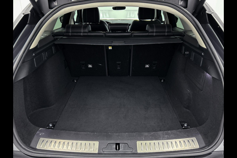 Land Rover Range Rover Velar P300 R-Dynamic S (Dealer OnderH, 1e Eig, Digitale Dash, Camera, Navi, Lane Assist, Etc)