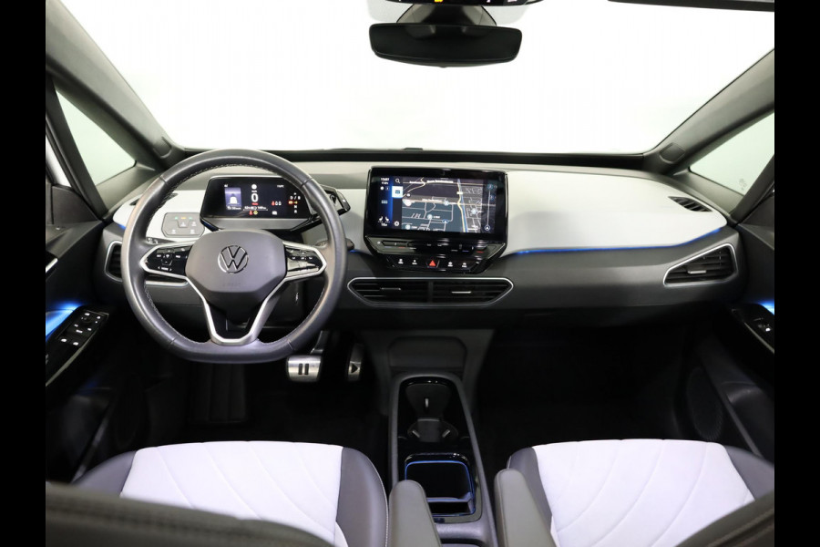 Volkswagen ID.3 Pro 58 kWh 204 pk | Navigatie | Parkeersensoren (Park assist) | Achteruitrijcamera | Adaptieve cruise control | Stoelverwarming |