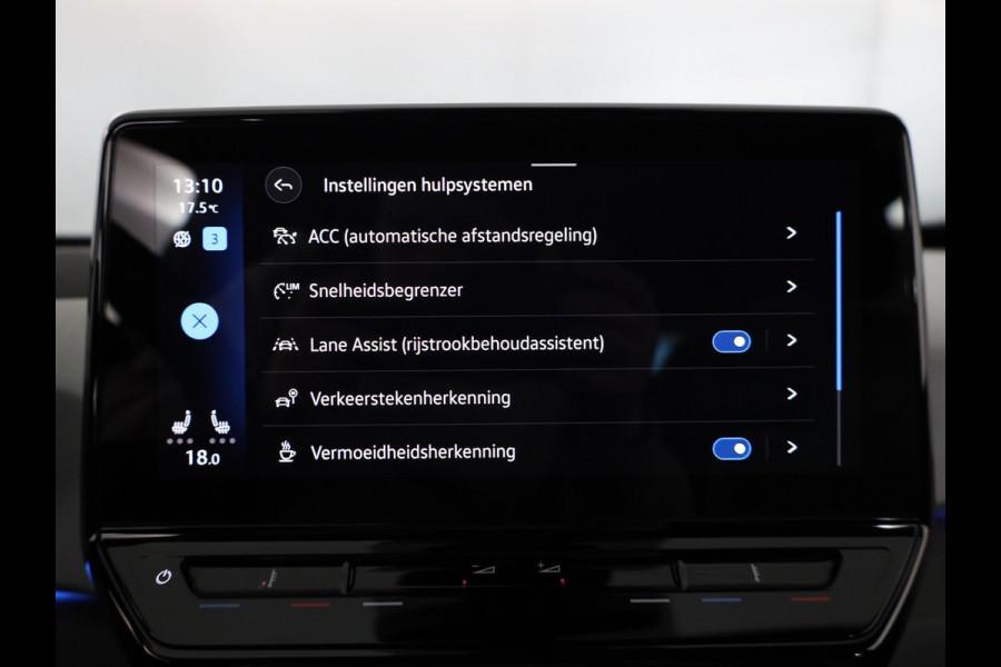 Volkswagen ID.3 Pro 58 kWh 204 pk | Navigatie | Parkeersensoren (Park assist) | Achteruitrijcamera | Adaptieve cruise control | Stoelverwarming |