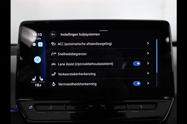 Volkswagen ID.3 Pro 58 kWh 204 pk | Navigatie | Parkeersensoren (Park assist) | Achteruitrijcamera | Adaptieve cruise control | Stoelverwarming |