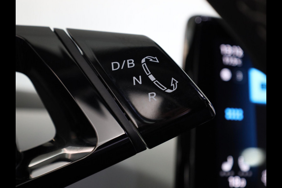 Volkswagen ID.3 Pro 58 kWh 204 pk | Navigatie | Parkeersensoren (Park assist) | Achteruitrijcamera | Adaptieve cruise control | Stoelverwarming |