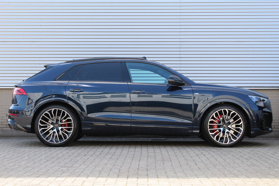 Audi Q8 60 TFSI e quattro Pro Line S Competition | Panoramadak | Massage | 23'' | Vierwielbesturing | Trekhaak | Koeling | OLED