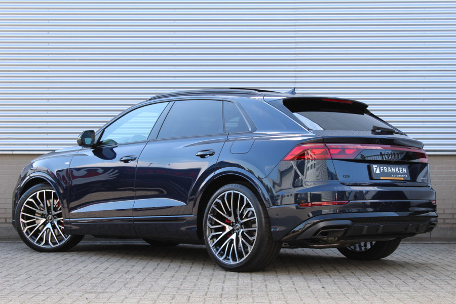 Audi Q8 60 TFSI e quattro Pro Line S Competition | Panoramadak | Massage | 23'' | Vierwielbesturing | Trekhaak | Koeling | OLED