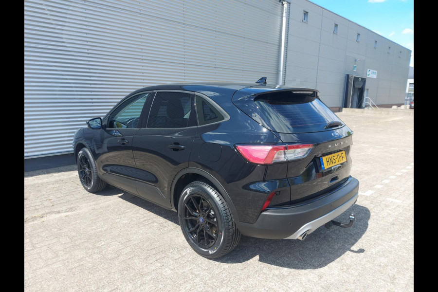 Ford Kuga 1.5 EcoBoost Titanium,airco,cruise,trekhaak,navigatie,android/applecarplay,stoelverwarming,parkeersensoren,