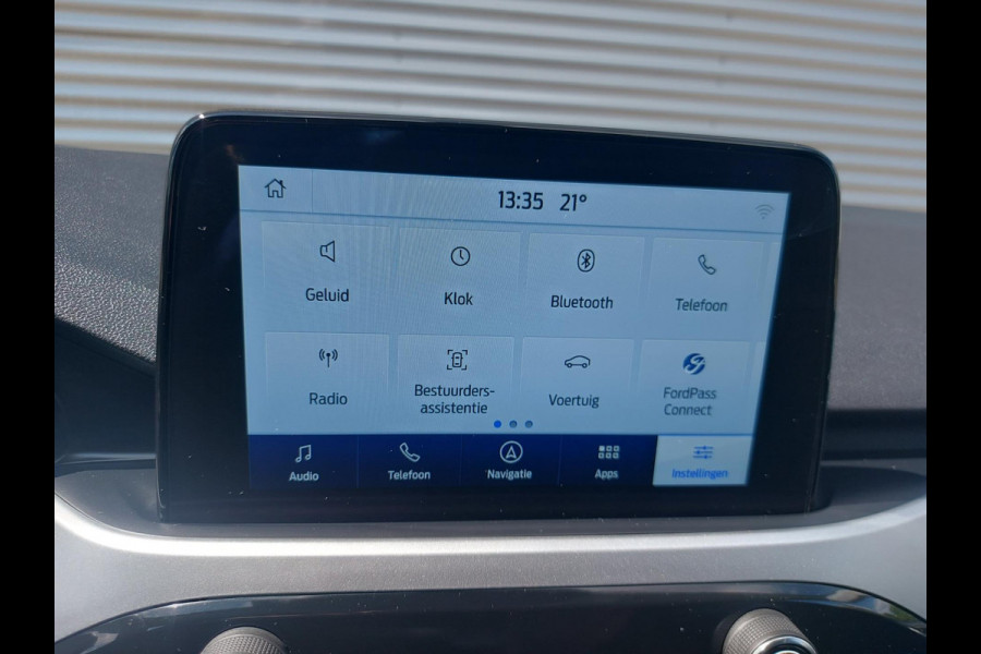 Ford Kuga 1.5 EcoBoost Titanium,airco,cruise,trekhaak,navigatie,android/applecarplay,stoelverwarming,parkeersensoren,