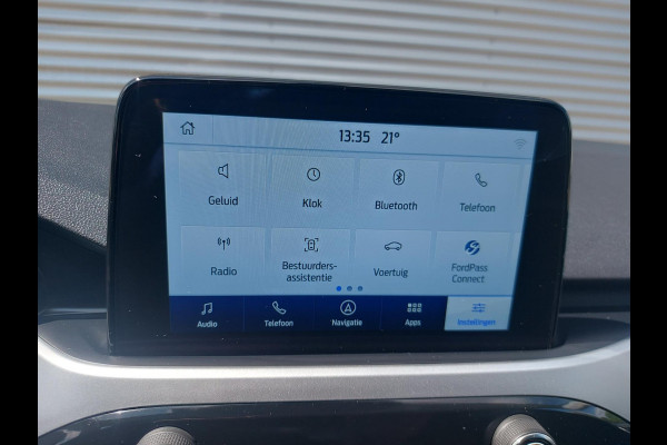 Ford Kuga 1.5 EcoBoost Titanium,airco,cruise,trekhaak,navigatie,android/applecarplay,stoelverwarming,parkeersensoren,