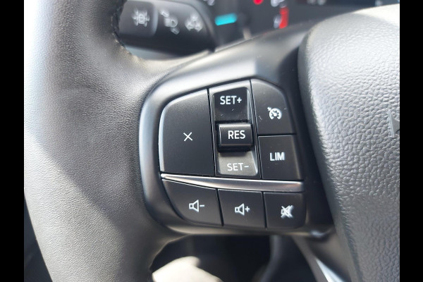 Ford Kuga 1.5 EcoBoost Titanium,airco,cruise,trekhaak,navigatie,android/applecarplay,stoelverwarming,parkeersensoren,