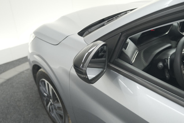 Peugeot 208 PureTech 100 EAT8 Active Pack | Apple Carplay | Parkeersensoren | Navigatie