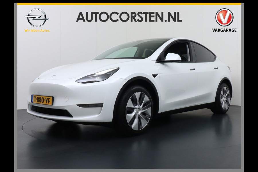 Tesla Model Y 514PK Long Range AWD Trekhaak 75kWh Warmtepomp Full-Self-Driving Computer 3 Leder  19" GSM-Sleutel Stoelverw.- V+A+Stuur+Voorrui Keyless PDC-a+v Elek.Achterklep Lmv Led Standkachel 4WD LR 1e Eigenaar, origineel Nederlands Geleverd, Trekvermogen-1600KG Accu-Garantie t/m sept-2031