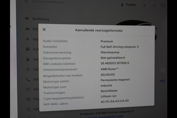 Tesla Model Y 514PK Long Range AWD Trekhaak 75kWh Warmtepomp Full-Self-Driving Computer 3 Leder  19" GSM-Sleutel Stoelverw.- V+A+Stuur+Voorrui Keyless PDC-a+v Elek.Achterklep Lmv Led Standkachel 4WD LR 1e Eigenaar, origineel Nederlands Geleverd, Trekvermogen-1600KG Accu-Garantie t/m sept-2031
