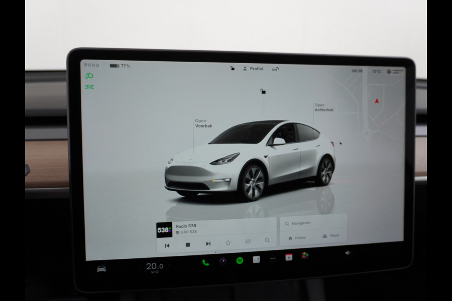Tesla Model Y 514PK Long Range AWD Trekhaak 75kWh Warmtepomp Full-Self-Driving Computer 3 Leder  19" GSM-Sleutel Stoelverw.- V+A+Stuur+Voorrui Keyless PDC-a+v Elek.Achterklep Lmv Led Standkachel 4WD LR 1e Eigenaar, origineel Nederlands Geleverd, Trekvermogen-1600KG Accu-Garantie t/m sept-2031
