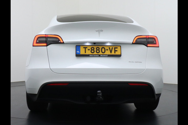 Tesla Model Y 514PK Long Range AWD Trekhaak 75kWh Warmtepomp Full-Self-Driving Computer 3 Leder  19" GSM-Sleutel Stoelverw.- V+A+Stuur+Voorrui Keyless PDC-a+v Elek.Achterklep Lmv Led Standkachel 4WD LR 1e Eigenaar, origineel Nederlands Geleverd, Trekvermogen-1600KG Accu-Garantie t/m sept-2031