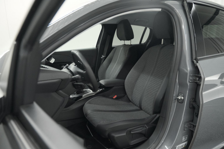 Peugeot 208 PureTech 100 Allure | 360 Camera | Adaptieve Cruise Control | Navigatie | Dodehoekdetectie