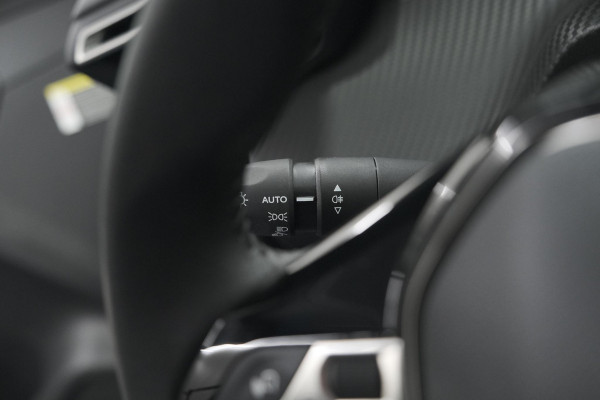 Peugeot 208 PureTech 100 Allure | 360 Camera | Adaptieve Cruise Control | Navigatie | Dodehoekdetectie