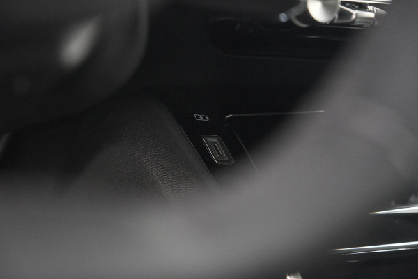 Peugeot 208 PureTech 100 Allure | 360 Camera | Adaptieve Cruise Control | Navigatie | Dodehoekdetectie