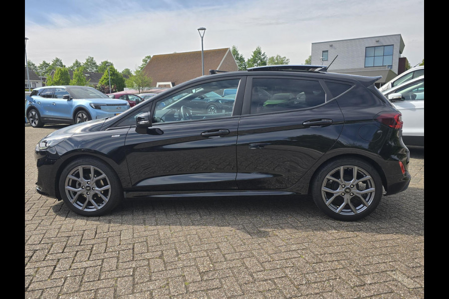 Ford Fiesta 1.0 EcoBoost Hybrid ST-Line X 125pk Trekhaak | Panorama dak / Open dak | Winterpack | Apple Carplay | Achteruitrijcamera