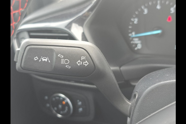 Ford Fiesta 1.0 EcoBoost Hybrid ST-Line X 125pk Trekhaak | Panorama dak / Open dak | Winterpack | Apple Carplay | Achteruitrijcamera