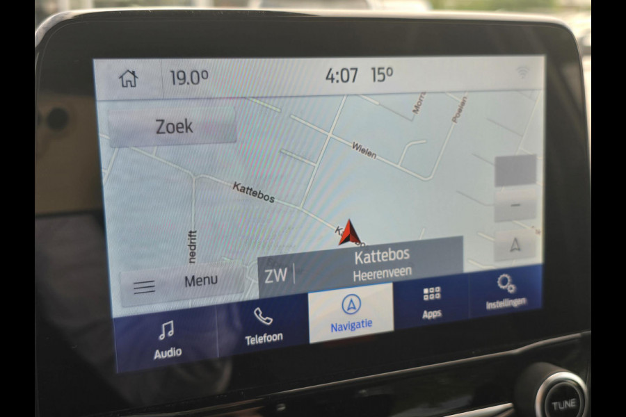 Ford Fiesta 1.0 EcoBoost Hybrid ST-Line X 125pk Trekhaak | Panorama dak / Open dak | Winterpack | Apple Carplay | Achteruitrijcamera