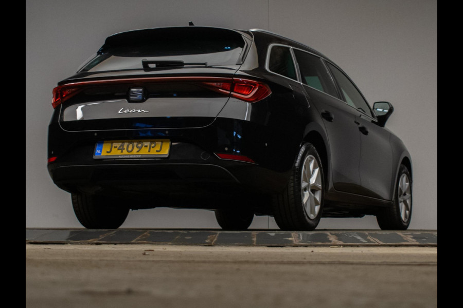 Seat Leon Sportstourer 1.5 TSI Style Launch Edition Sport (APPLECARPLAY,NAVI,CAMERA,DIGITALE DASH,CRUISE,LED,KEYLESS,LM VELGEN,)