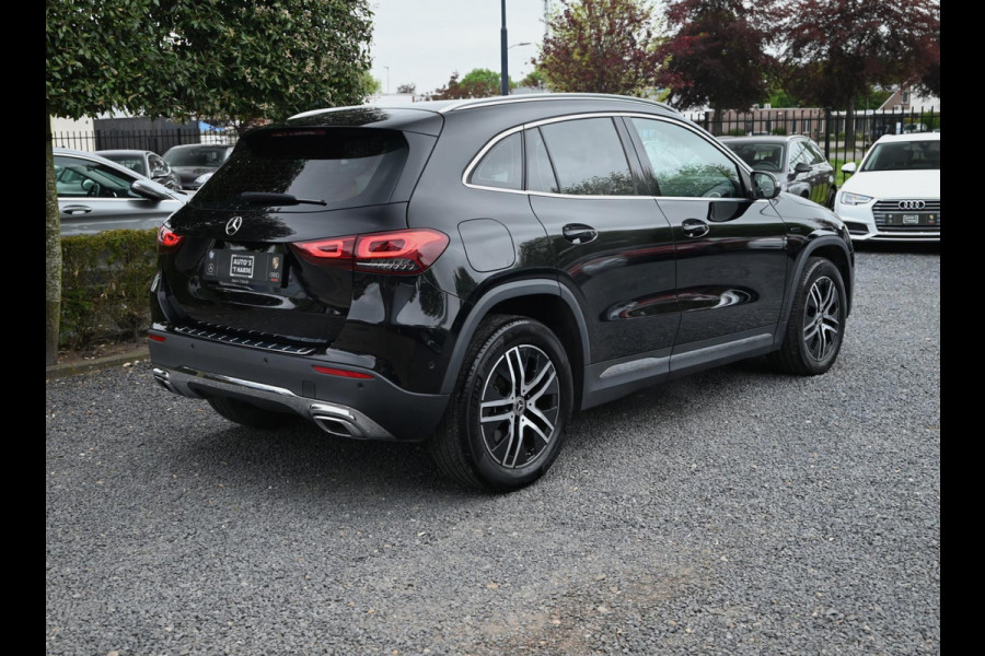 Mercedes-Benz GLA 250 e Progressive Widescreen Sfeerverlichting Camera PDC LED 18''