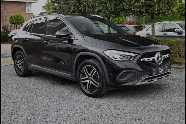 Mercedes-Benz GLA 250 e Progressive Widescreen Sfeerverlichting Camera PDC LED 18''