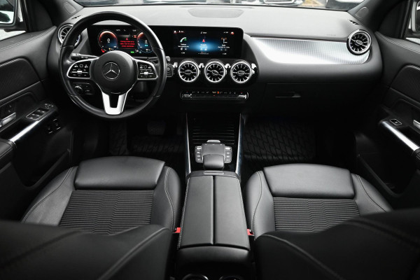Mercedes-Benz GLA 250 e Progressive Widescreen Sfeerverlichting Camera PDC LED 18''