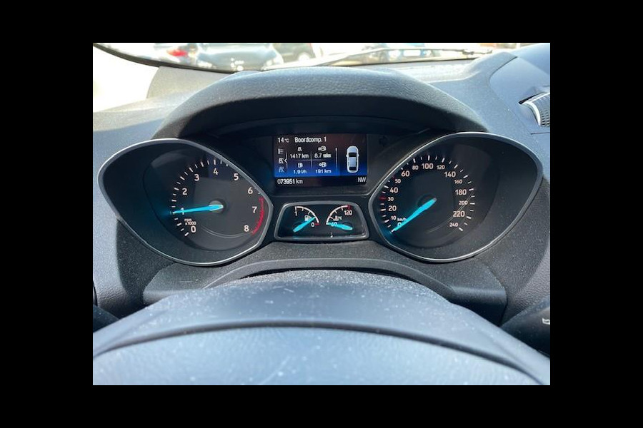 Ford Kuga 1.5 EcoBoost Titanium | Afn. trekhaak | 1800 kg trekgewicht | Navigatie