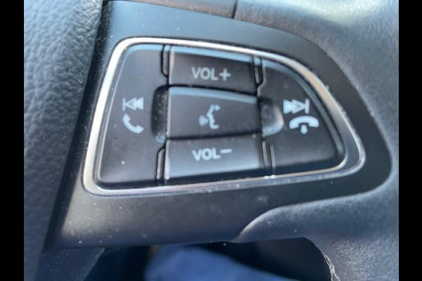 Ford Kuga 1.5 EcoBoost Titanium | Afn. trekhaak | 1800 kg trekgewicht | Navigatie