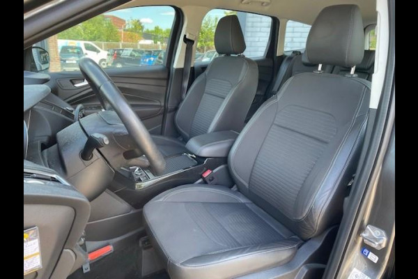 Ford Kuga 1.5 EcoBoost Titanium | Afn. trekhaak | 1800 kg trekgewicht | Navigatie