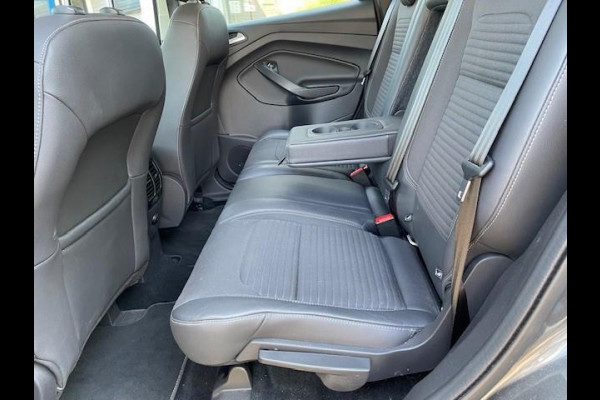 Ford Kuga 1.5 EcoBoost Titanium | Afn. trekhaak | 1800 kg trekgewicht | Navigatie