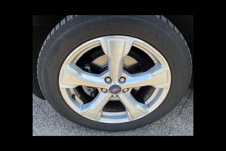 Ford Kuga 1.5 EcoBoost Titanium | Afn. trekhaak | 1800 kg trekgewicht | Navigatie
