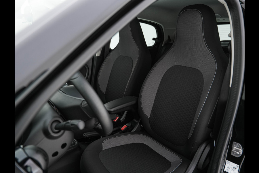 Smart Forfour EQ Comfort Pack-Sport 18 kWh [ 3-Fase ] (INCL-BTW) *COMFORT-SEATS | CARPLAY  | AIRCO | CRUISE | MICROFIBRE | PDC | 16''ALU*