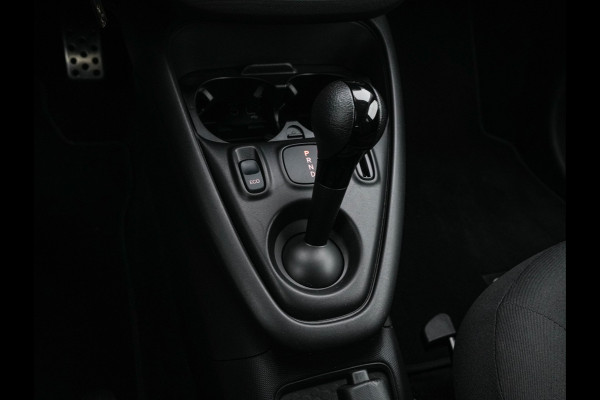 Smart Forfour EQ Comfort Pack-Sport 18 kWh [ 3-Fase ] (INCL-BTW) *COMFORT-SEATS | CARPLAY  | AIRCO | CRUISE | MICROFIBRE | PDC | 16''ALU*
