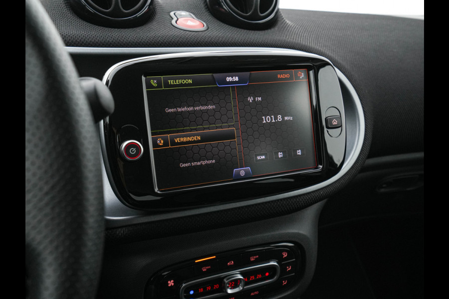 Smart Forfour EQ Comfort Pack-Sport 18 kWh [ 3-Fase ] (INCL-BTW) *COMFORT-SEATS | CARPLAY  | AIRCO | CRUISE | MICROFIBRE | PDC | 16''ALU*