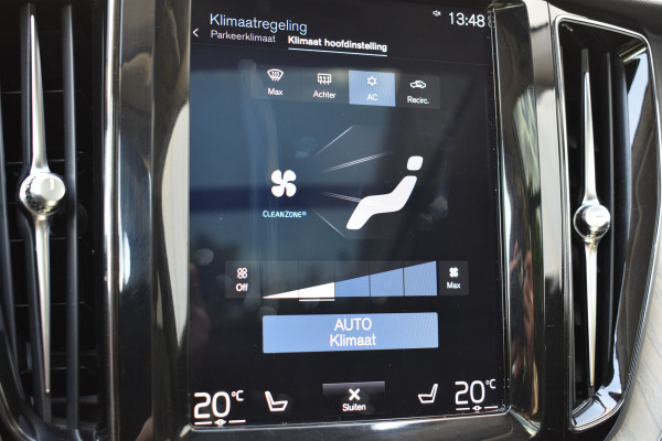Volvo XC60 T8 Twin Engine AWD Inscription | Trekhaak | Blis | Stuur verwarming | Achterbank warming | Head-up |