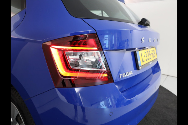 Škoda Fabia 1.0 TSI Ambition 95 pk | Navigatie via App | Parkeersensoren achter | Cruise control | Apple Carplay/Android Auto |