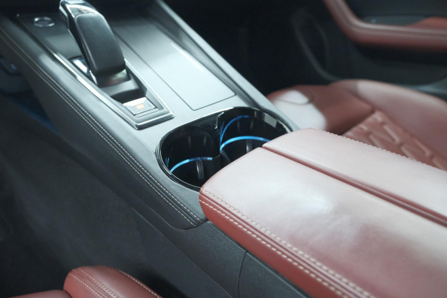 Peugeot 508 1.6 HYbrid 225 GT | Trekhaak | Panoramadak | FOCAL Audio | Elektrische Kofferklep