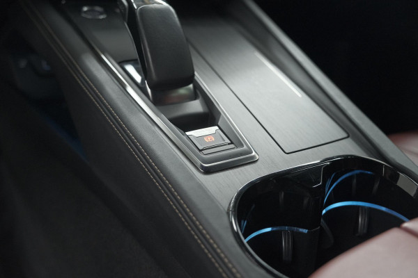 Peugeot 508 1.6 HYbrid 225 GT | Trekhaak | Panoramadak | FOCAL Audio | Elektrische Kofferklep