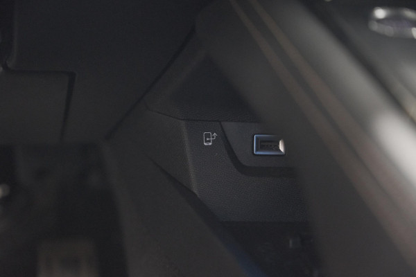 Peugeot 508 1.6 HYbrid 225 GT | Trekhaak | Panoramadak | FOCAL Audio | Elektrische Kofferklep
