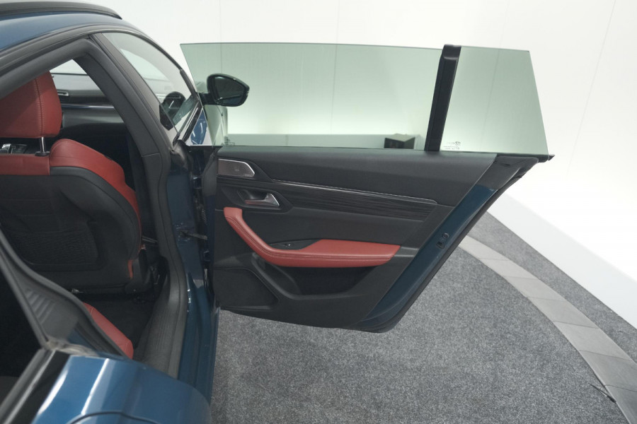Peugeot 508 1.6 HYbrid 225 GT | Trekhaak | Panoramadak | FOCAL Audio | Elektrische Kofferklep