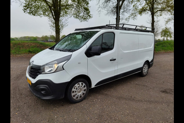 Renault Trafic CDTi L2 3-Pers Navi Airco Trekhaak Cruise Control MultiMedia Comfort Energy Pdc 1.6dCi T29 lengte 2 Imperiaal Betonplexvloer Wandbetimmering Schuifdeur 2.000kg Trekgewicht Euro 6
