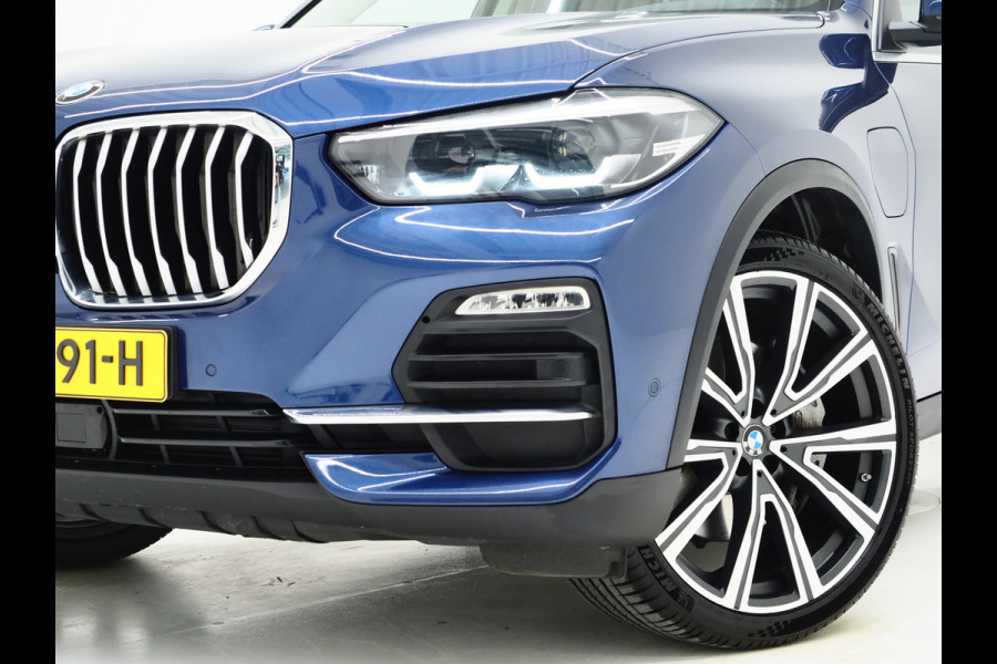 BMW X5 xDrive45e High Executive | Panoramadak | Luchtvering | Keyless | Camera | Carplay | Trekhaak