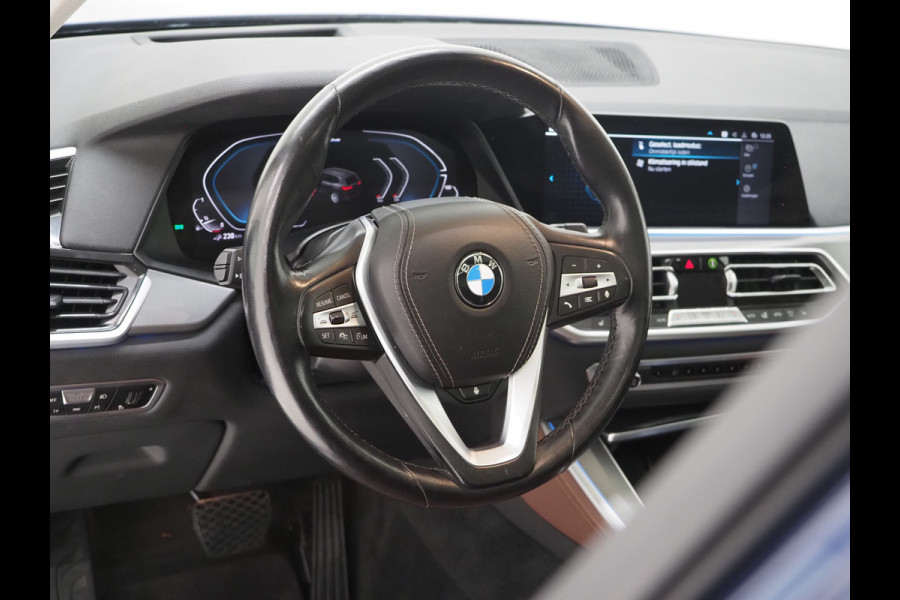 BMW X5 xDrive45e High Executive | Panoramadak | Luchtvering | Keyless | Camera | Carplay | Trekhaak