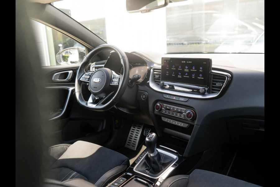 Kia Ceed Sportswagon 1.5 T-GDi GT-Line | Navigatie | Stoelverwarming | Sportstoelen