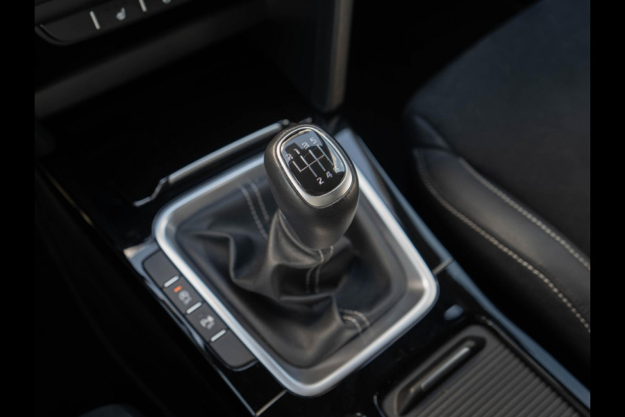 Kia Ceed Sportswagon 1.5 T-GDi GT-Line | Navigatie | Stoelverwarming | Sportstoelen