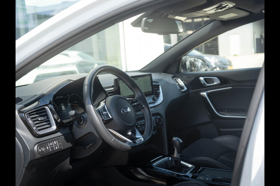 Kia Ceed Sportswagon 1.5 T-GDi GT-Line | Navigatie | Stoelverwarming | Sportstoelen