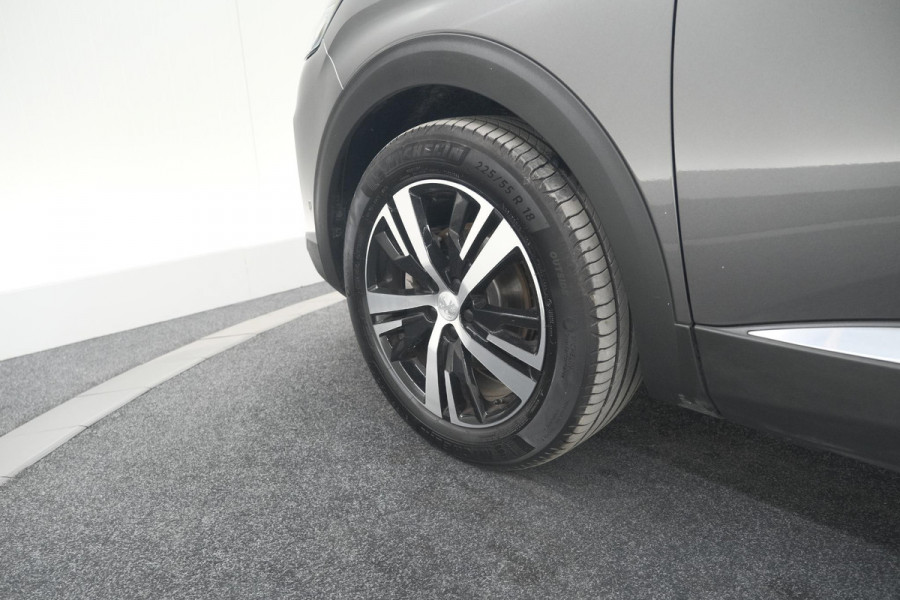 Peugeot 5008 PureTech 130 GT | Camera | Adaptieve Cruise Control | Dodehoekdetectie | Navigatie